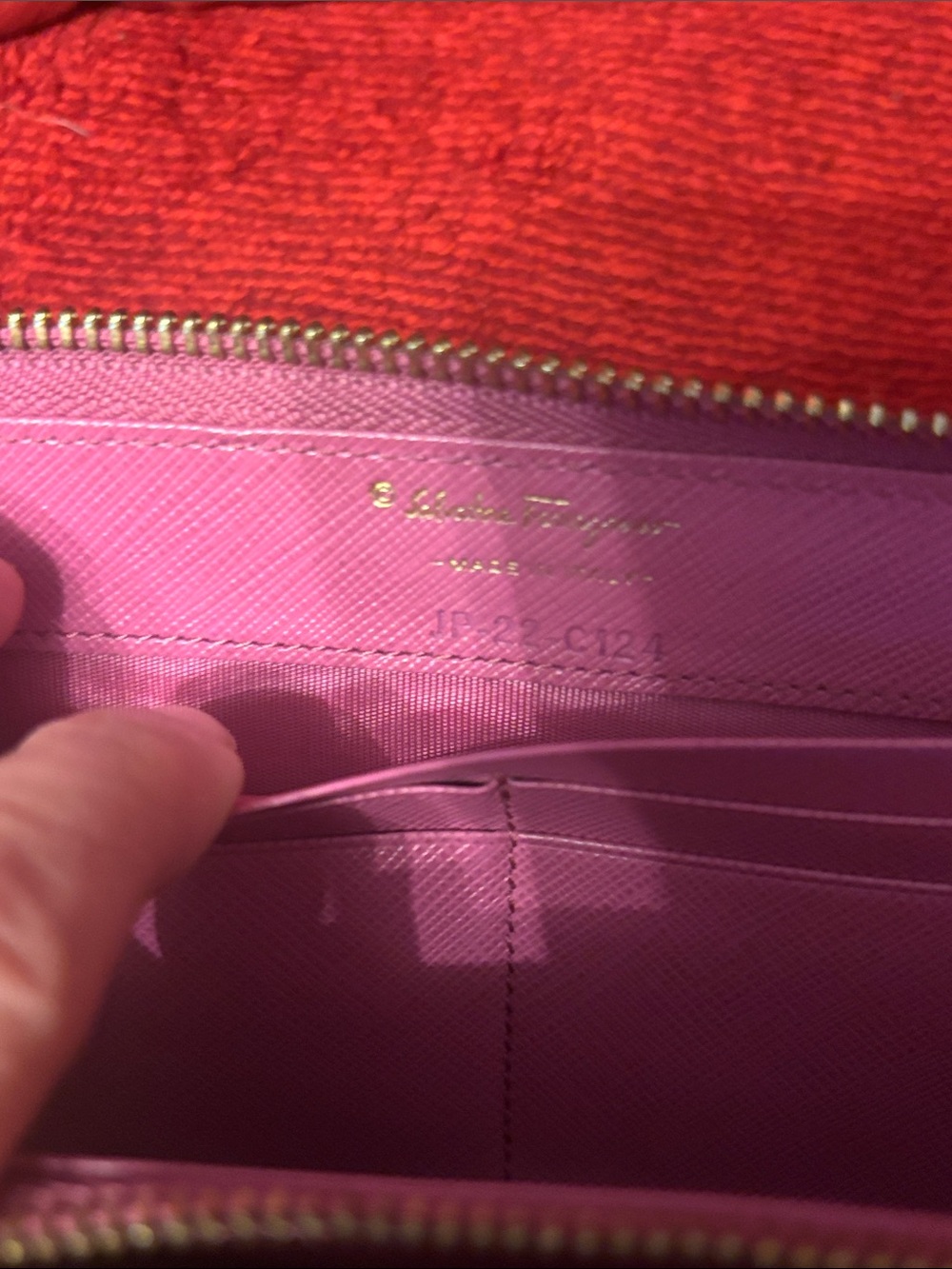 Salvatore Ferragamo Pink Vara Bow 3/4 Zip Around Wallet with COA - Picture 13 of 17